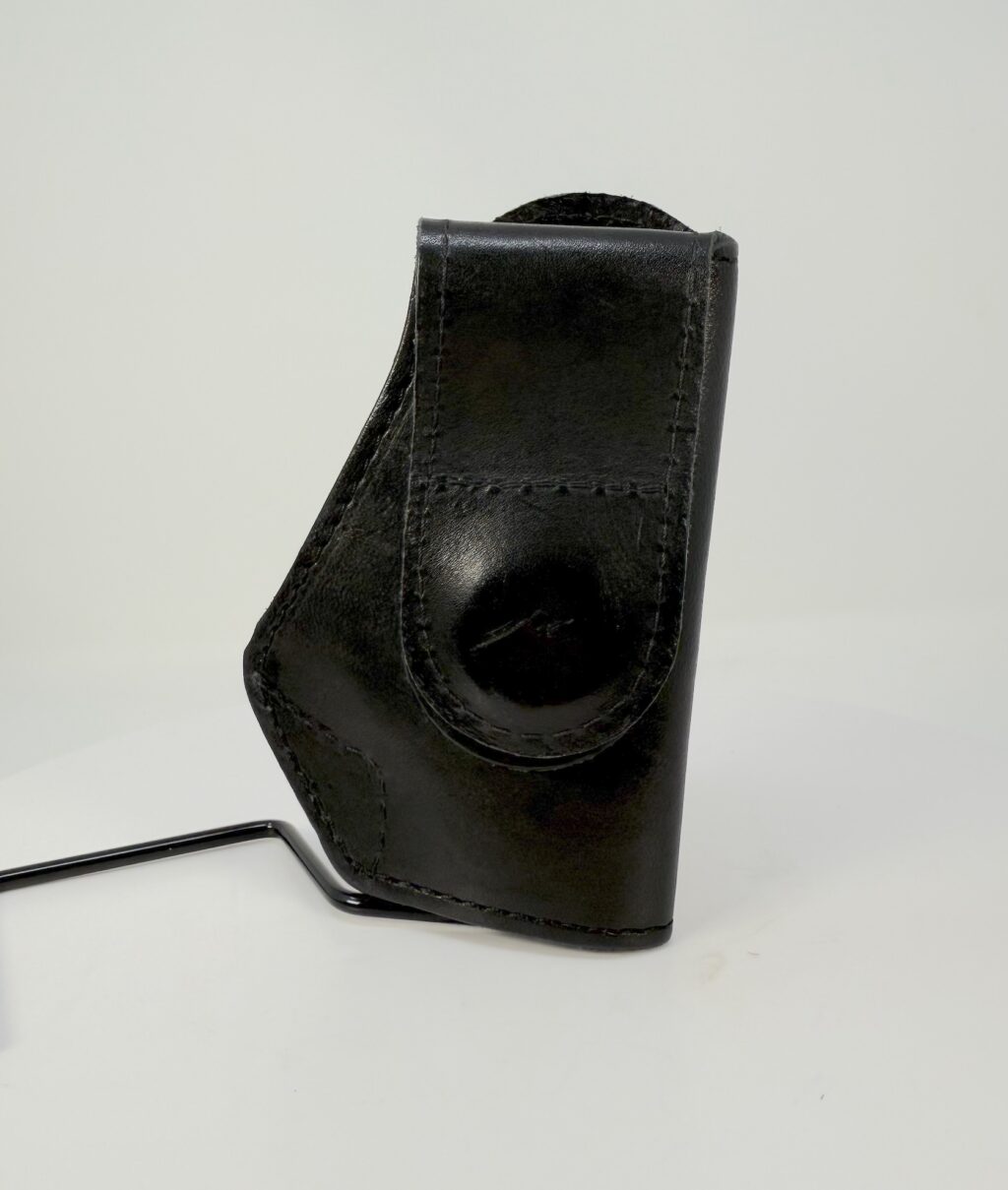 20 - Medium Short 2 Original Magnetic Holster - Black - Right IWB - Z4 - Product 3 - Image 2